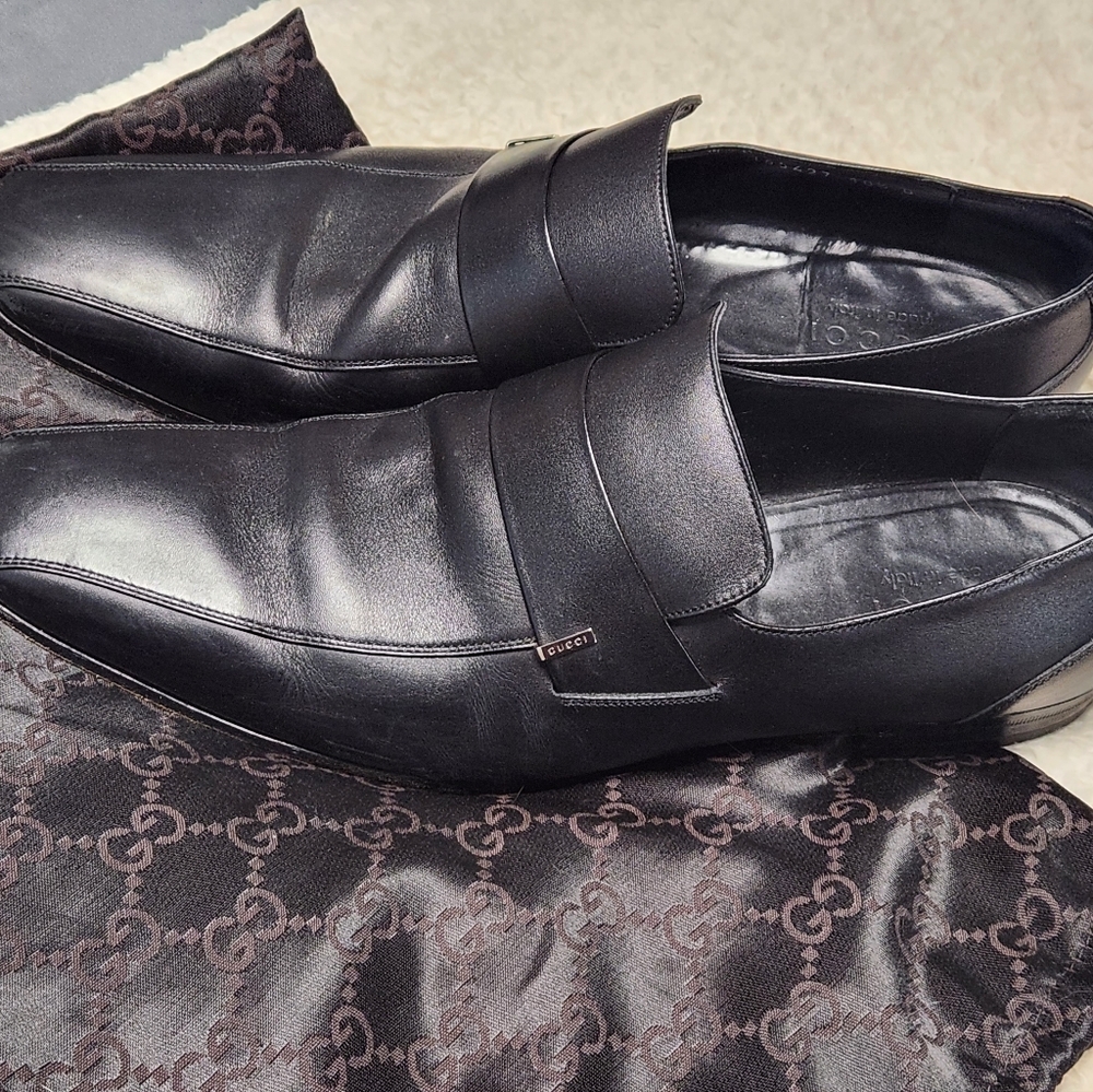 Gucci Mens Leather Loafers